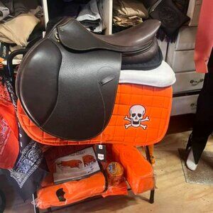 ENGLISH HUNTER JUMPER SADDLE - HDR 18.5 NEW